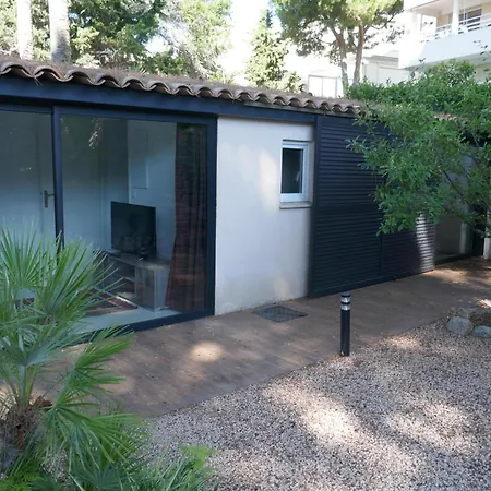 Cannes, Cote D'azur - Ruhiges Gartenhaus Nähe Croisette Hébergement de vacances *